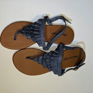 American Eagle Sandals